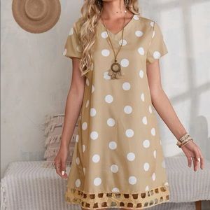 Beautiful polka dot dress M/L